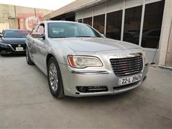 کرایسلەر 300
